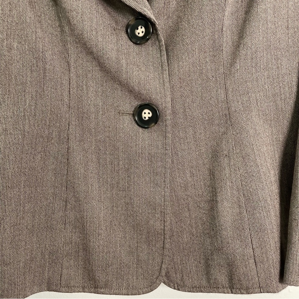 Talbots Petite Sz 6 100% Wool Blazer Classic Minimalist Button Closure Jacket - Picture 4 of 13